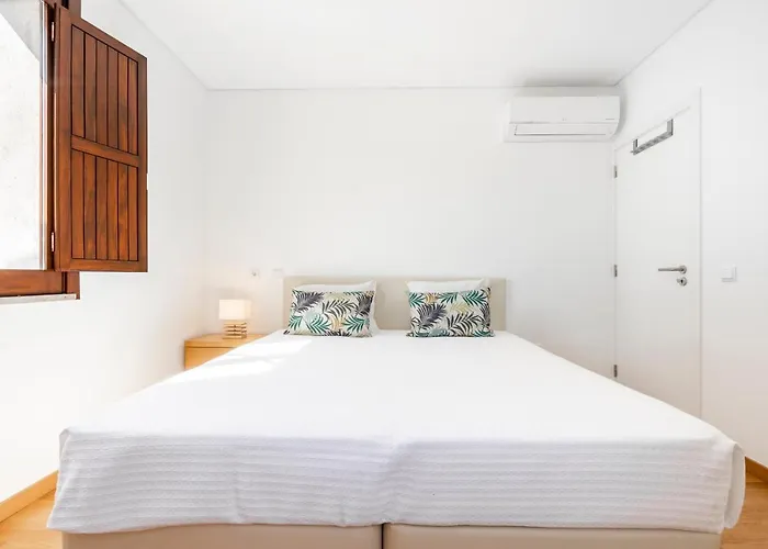 1º De Maio * تافيرا