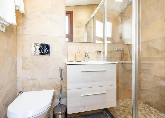 1º De Maio تافيرا