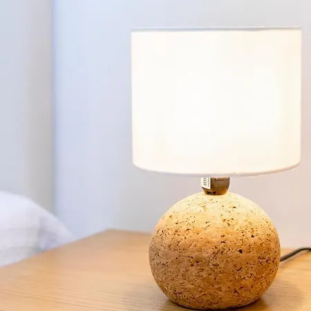 아파트 1º De Maio 타비라